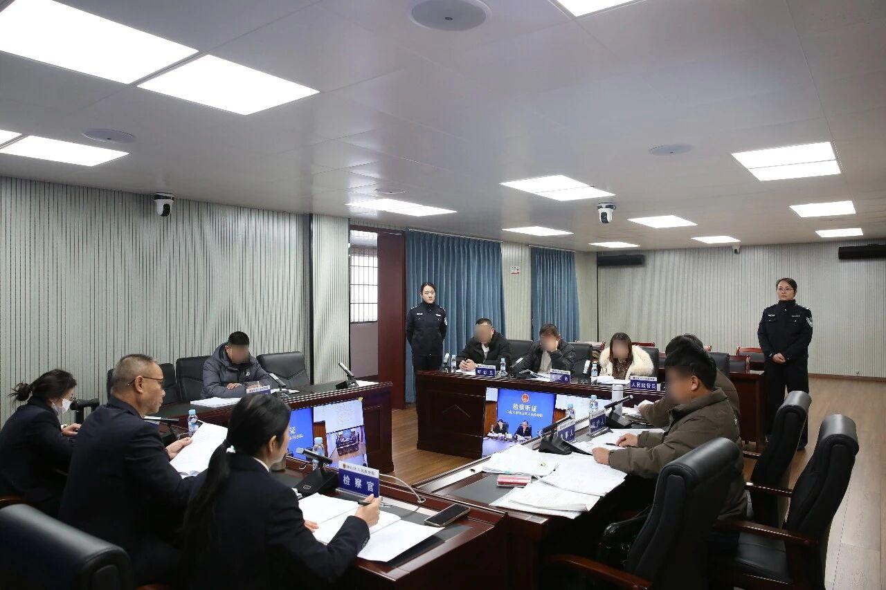 圖1  司法警察維護公開聽證檢察活動的秩序和安全.jpg