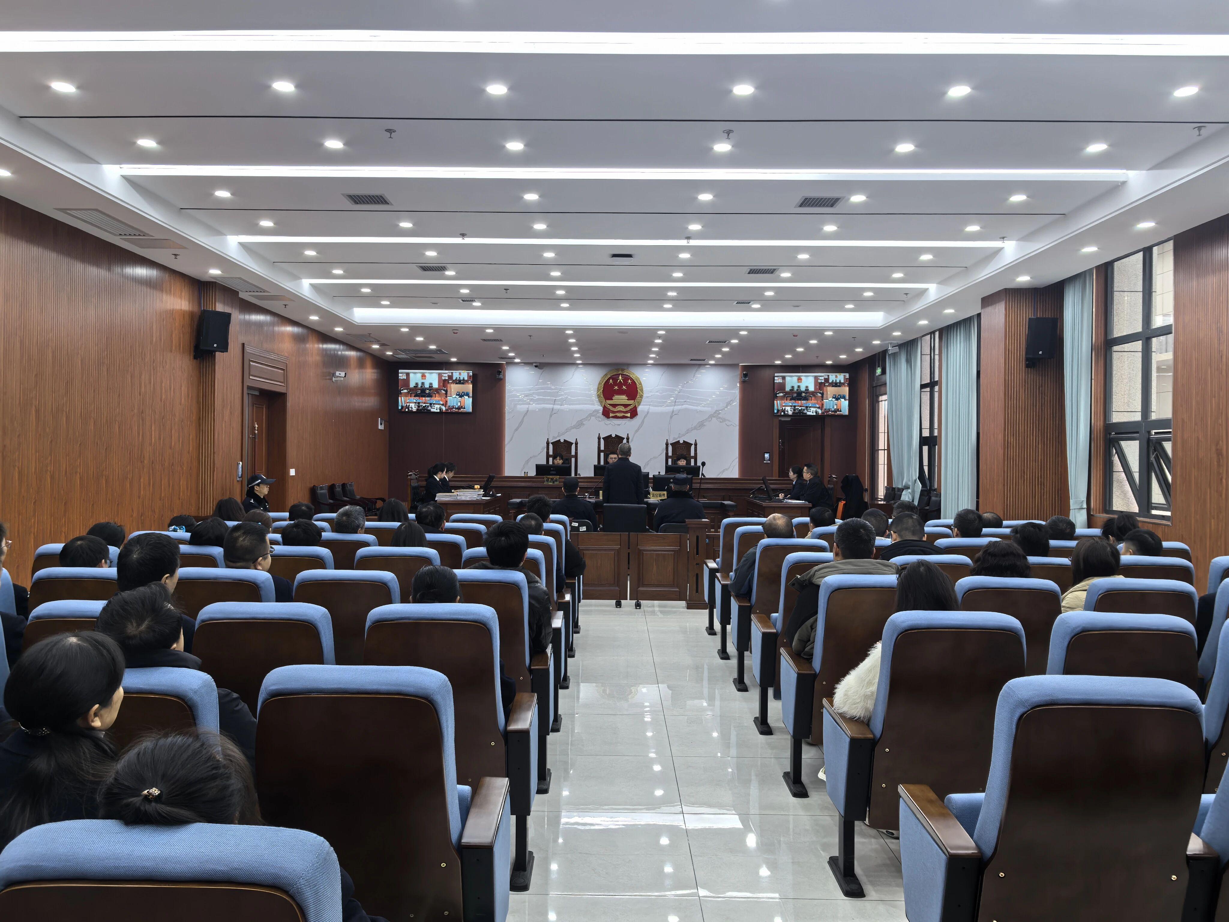 圖1 旁聽(tīng)庭審活動(dòng)現(xiàn)場(chǎng).jpg