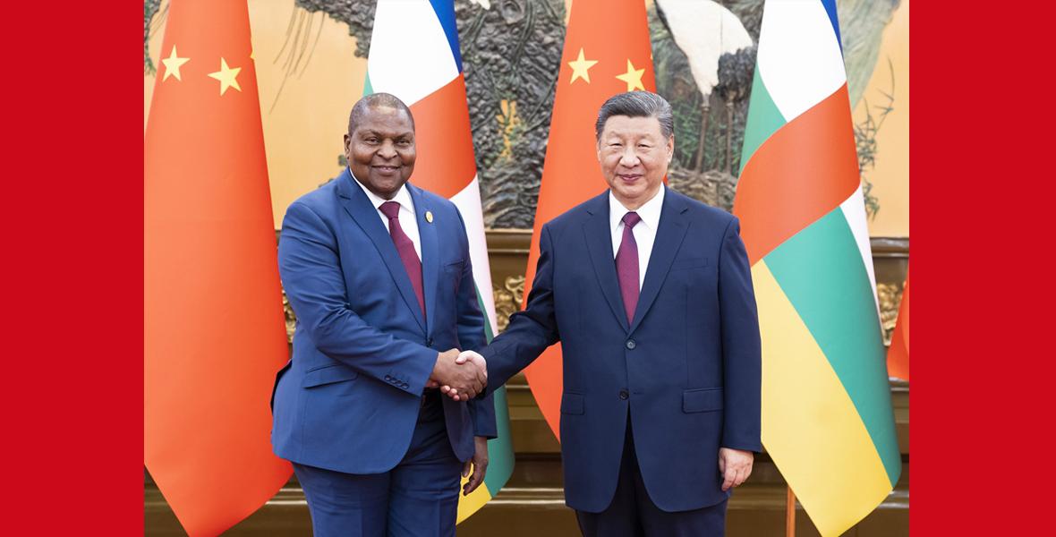 習(xí)近平會(huì)見中非總統(tǒng)圖瓦德拉