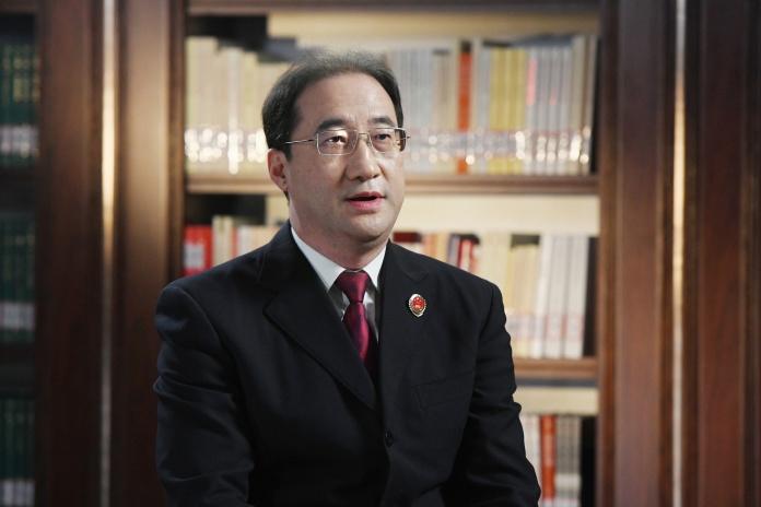 以“時時放心不下”的責(zé)任感維護(hù)社會穩(wěn)定