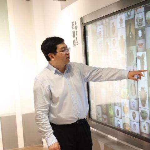 全國人大代表崔巖：加大創(chuàng)新投入與數(shù)據(jù)安全保障 讓人工智能研發(fā)、應(yīng)用、監(jiān)管安全可控